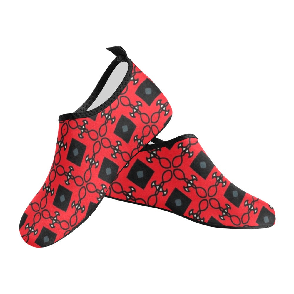 Black & Red Fashion Kids' Slip-On Water Shoes